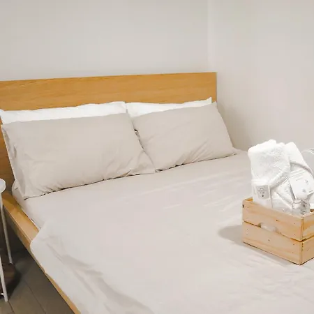 Muji Home At Manhattan Plaza, With Wifi, Balcony, Can Cook