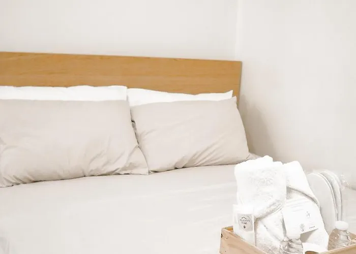 Muji At Manhattan Plaza, With Wifi, Balcony, Cook